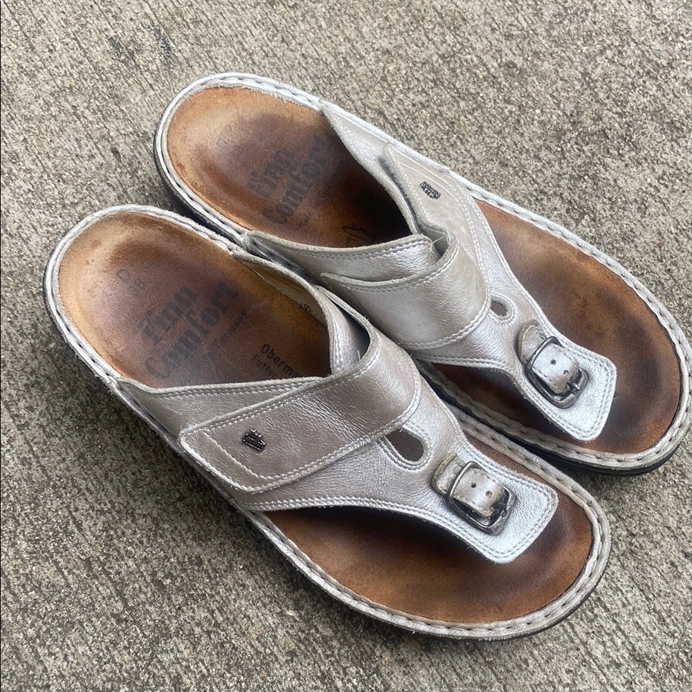 Finn Comfort Silver Sandals with Adjustable Straps